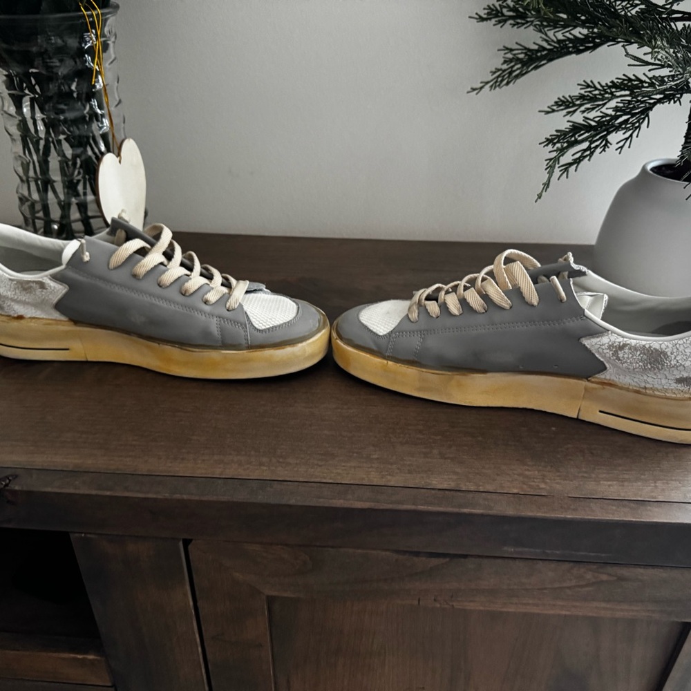 Golden Goose Gray and White Sneakers - Picture 5 of 6